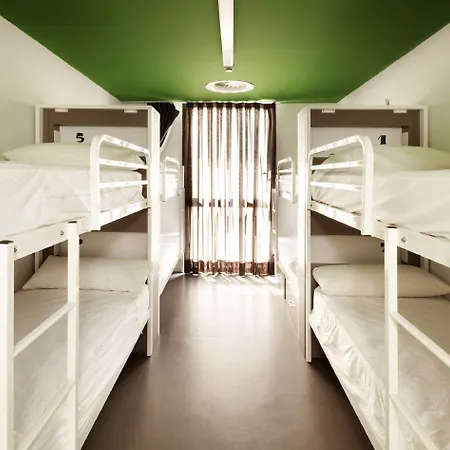Hostel Amistat *