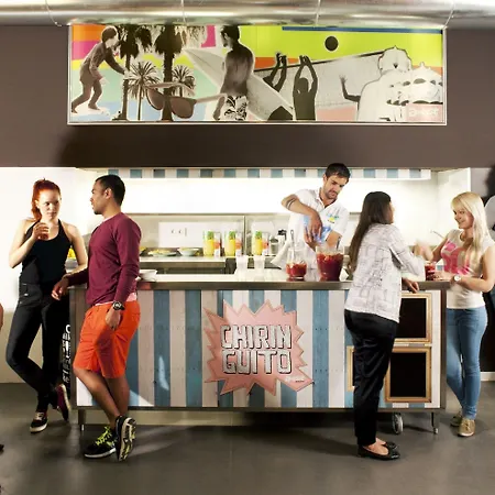 אכסניה Amistat *