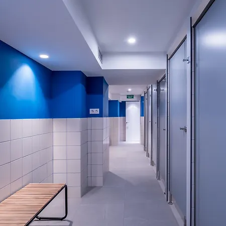 Amistat אכסניה