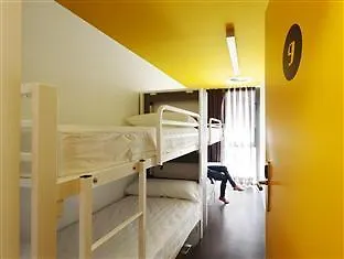 Amistat Hostel *